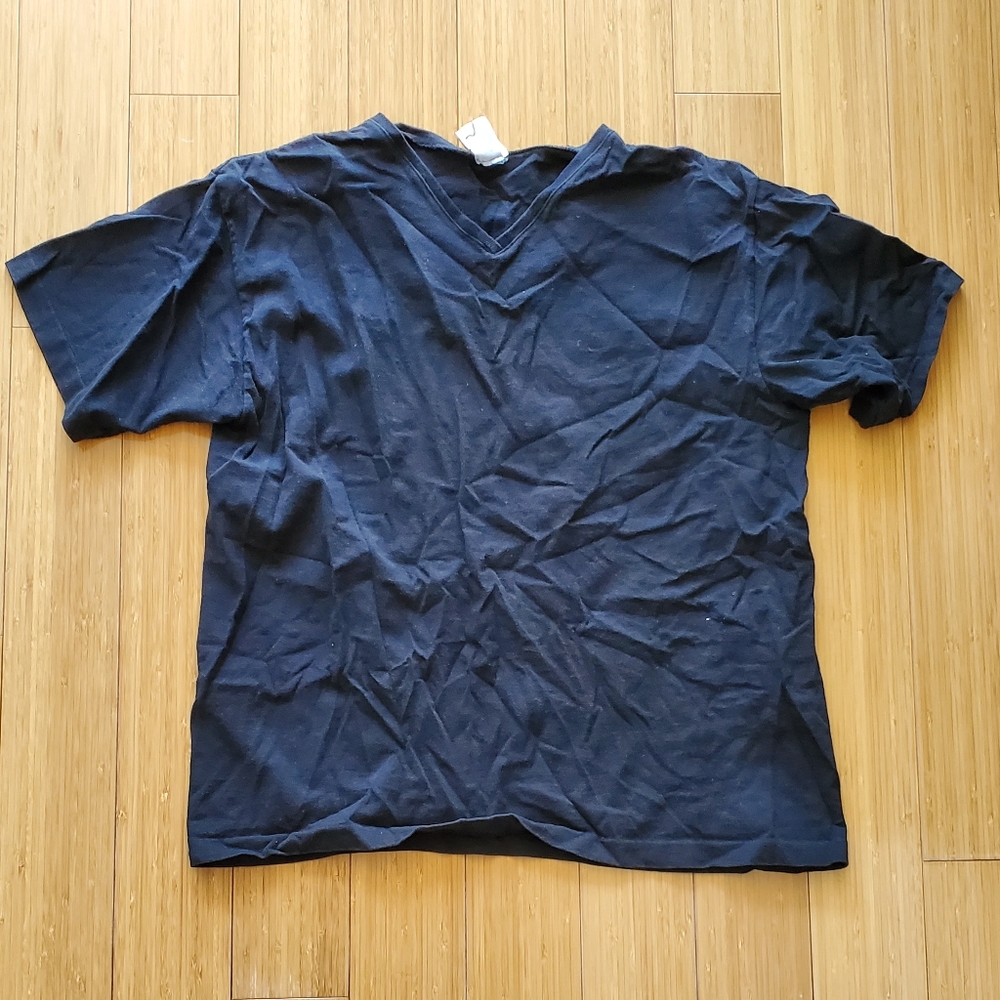black t-shirt